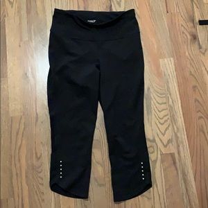 NEW old navy cropped leggings